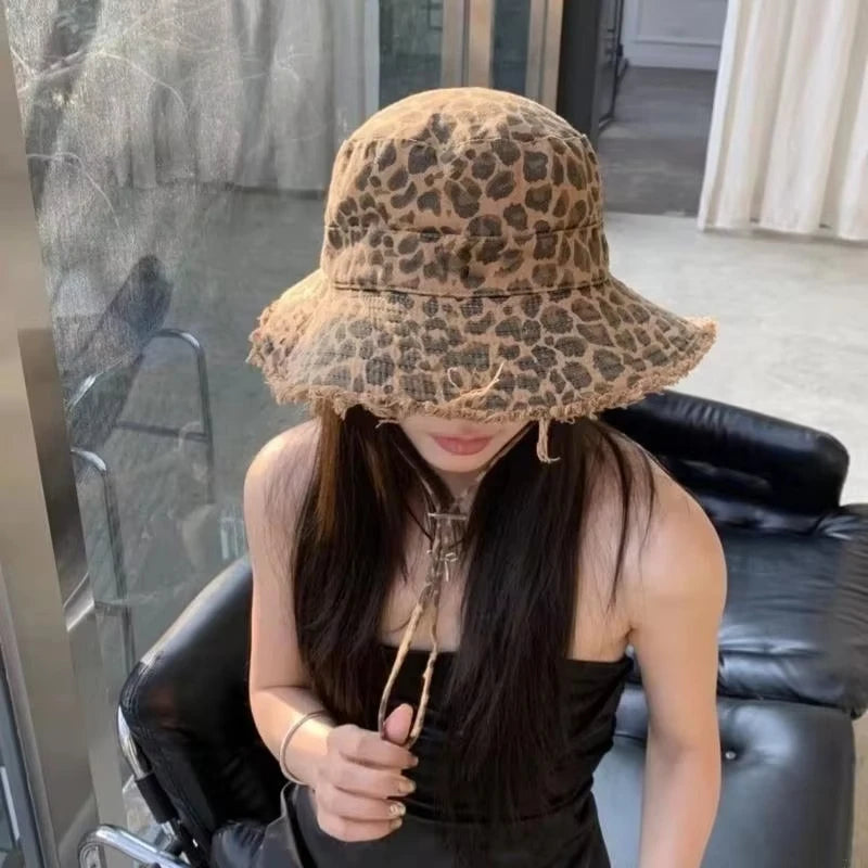 Leopard print fisherman hat with large eaves for spring and summer, suitable for men and women, providing sun protection