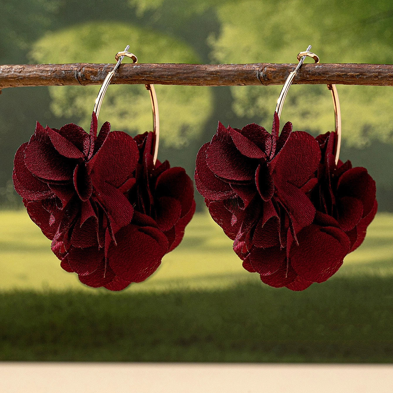Floral Fabric Hoop Earrings – Effortlessly Cute & Ready for Anything 🌸