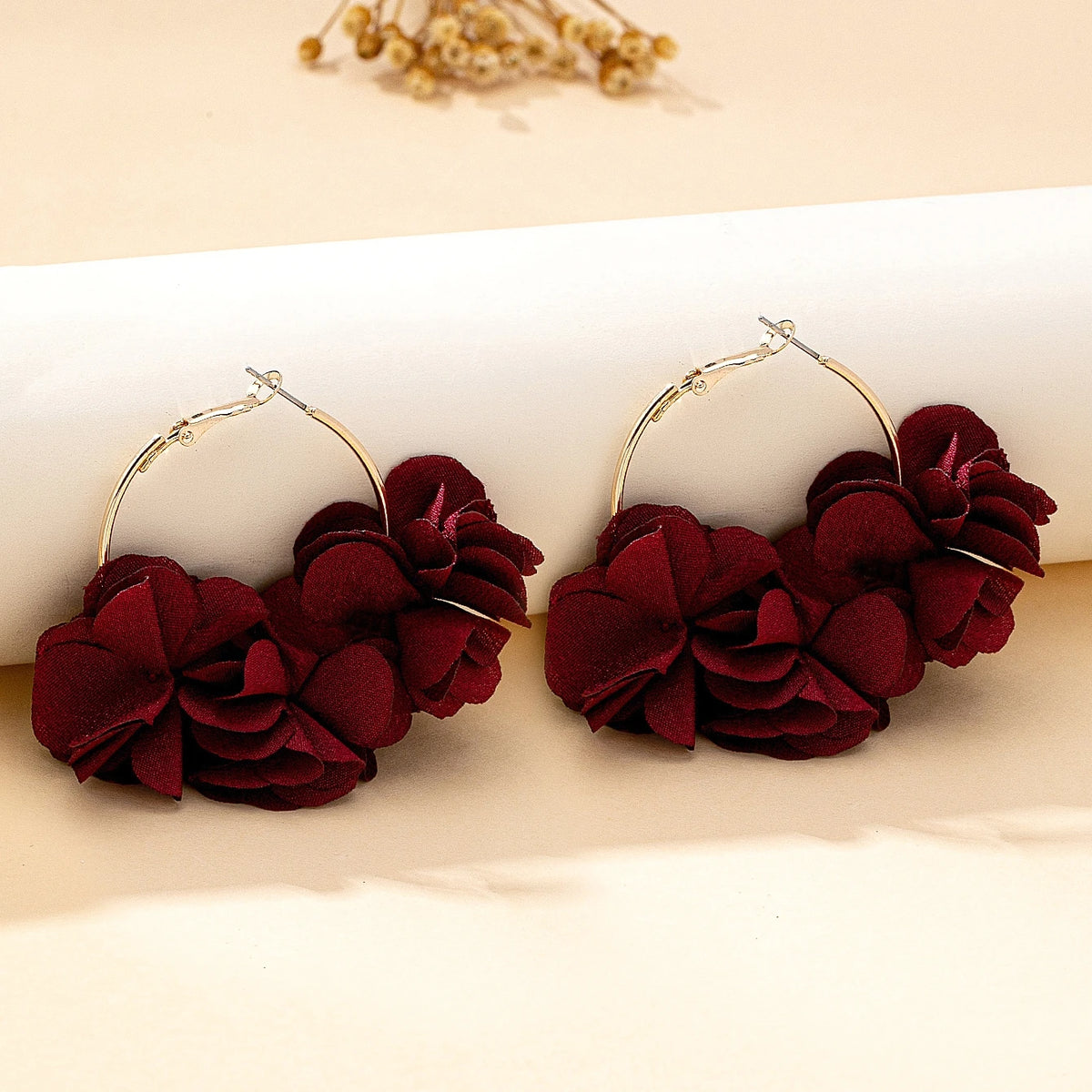 Floral Fabric Hoop Earrings – Effortlessly Cute & Ready for Anything 🌸