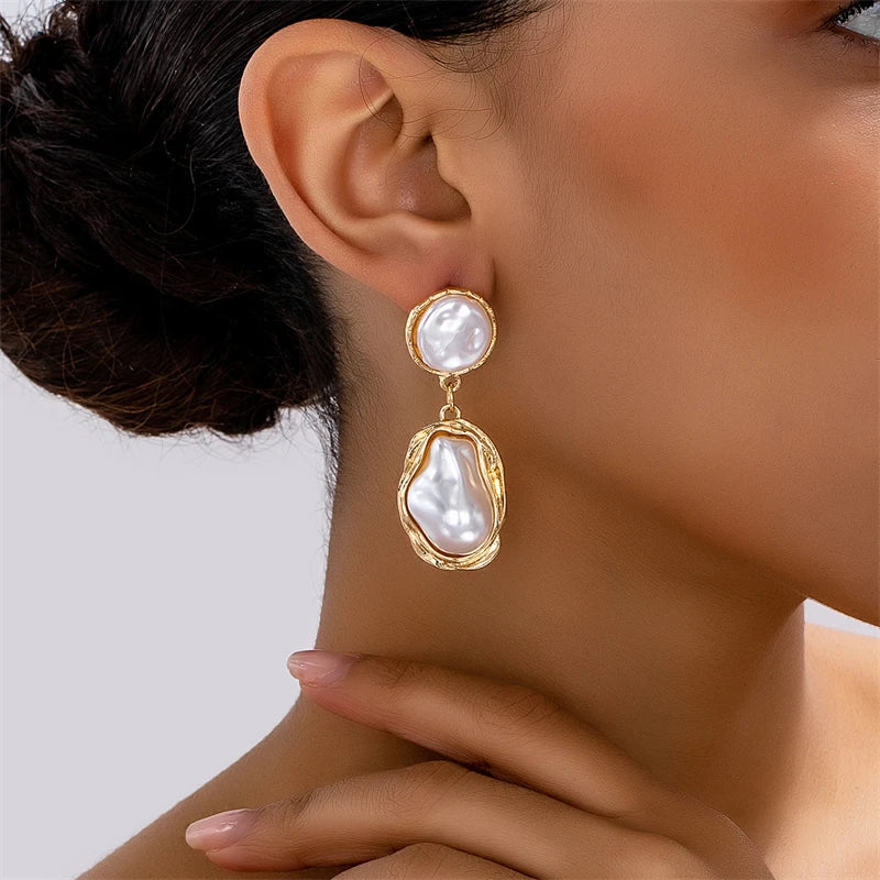 Fashion Retro Baroque Imitation Pearl Drop Earrings for Women Luxury Irregular Commuting Stud Earring Party Jewellry Accessories