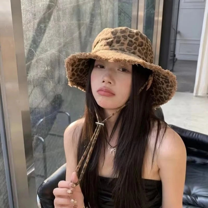 Leopard print fisherman hat with large eaves for spring and summer, suitable for men and women, providing sun protection