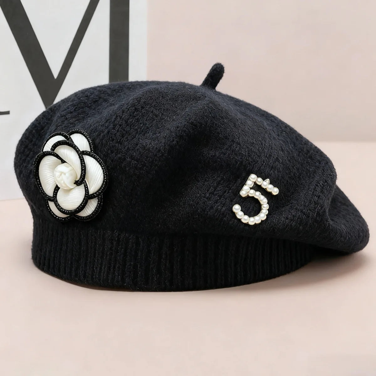 Elegant Knitted Flower Pearl Beret