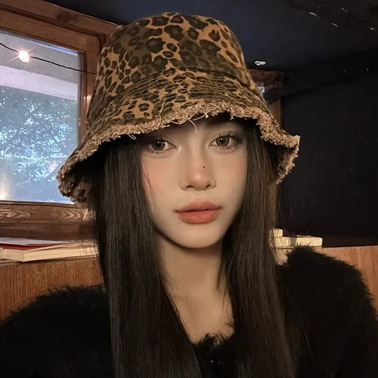 Leopard print fisherman hat with large eaves for spring and summer, suitable for men and women, providing sun protection