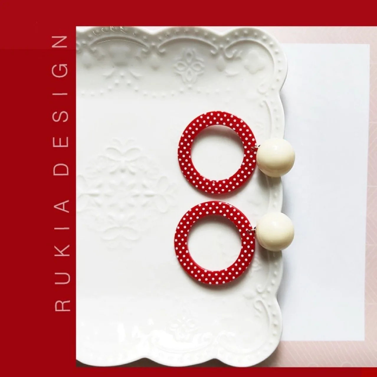New Retro Red and White Polka Dot Fashionable Earrings Round Dot Red Modern Harbor Style Earrings for Women Jewelry