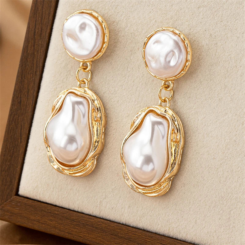 Fashion Retro Baroque Imitation Pearl Drop Earrings for Women Luxury Irregular Commuting Stud Earring Party Jewellry Accessories