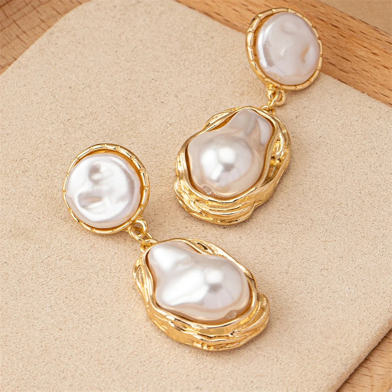Fashion Retro Baroque Imitation Pearl Drop Earrings for Women Luxury Irregular Commuting Stud Earring Party Jewellry Accessories